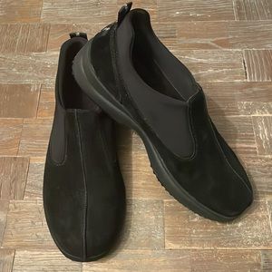 Turtlefur Suede All Weather Slip Ons🖤